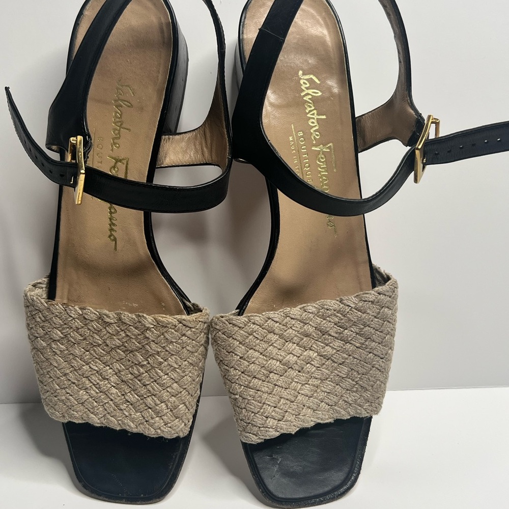 Salvatore Ferragamo Black and Tan Women's Sandals Sz 9 4A